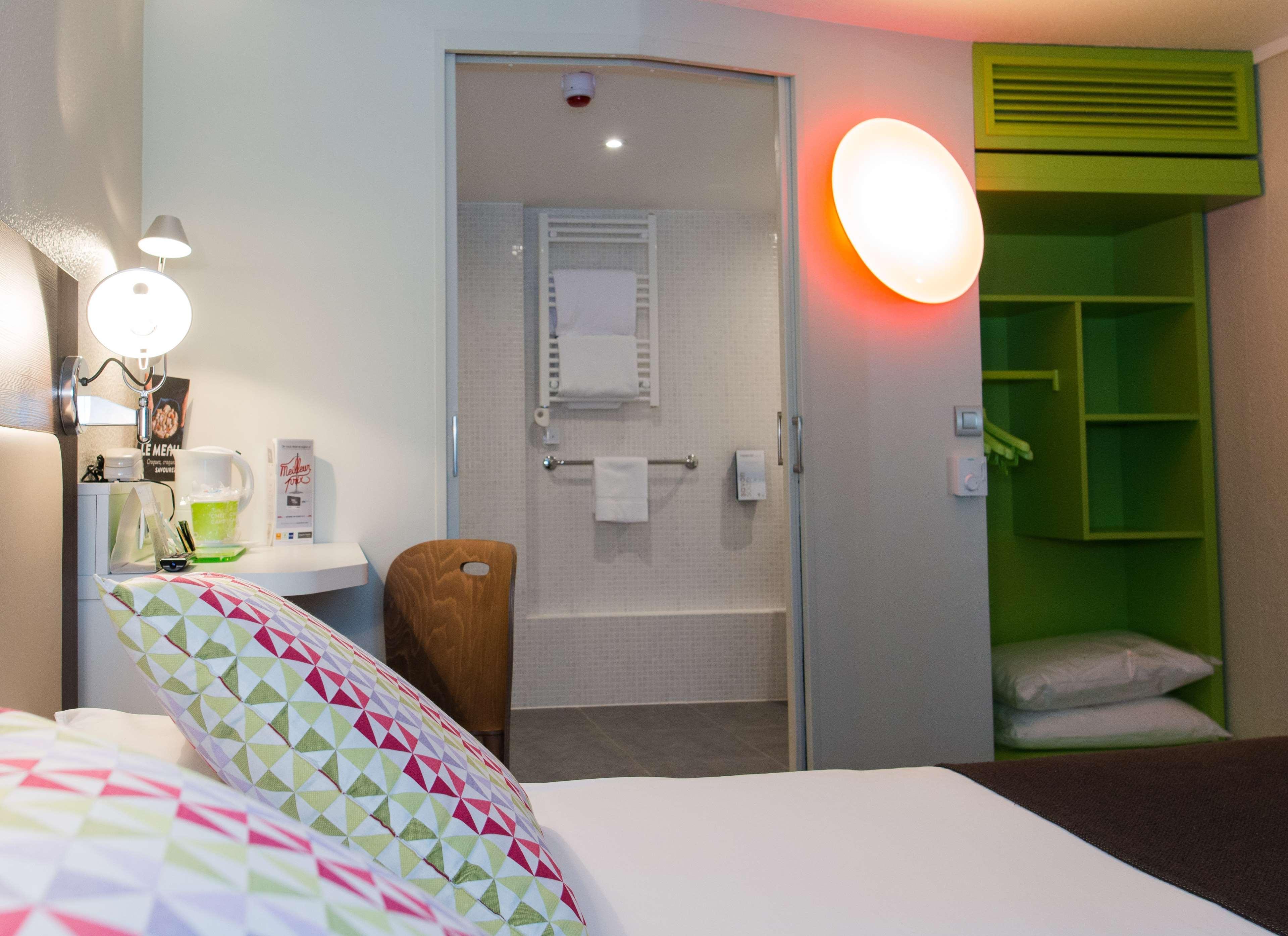 Campanile Agen Hotell Eksteriør bilde