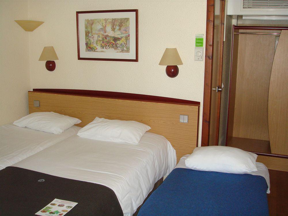Campanile Agen Hotell Eksteriør bilde